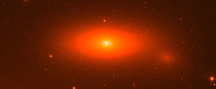 image of lenticular galaxy NGC 1277 taken with Hubble Space Telescope