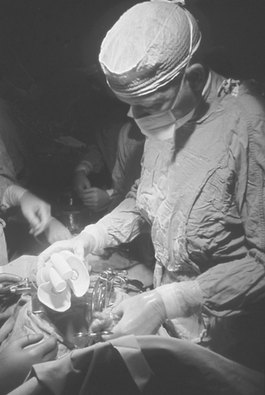 Denton Cooley operating