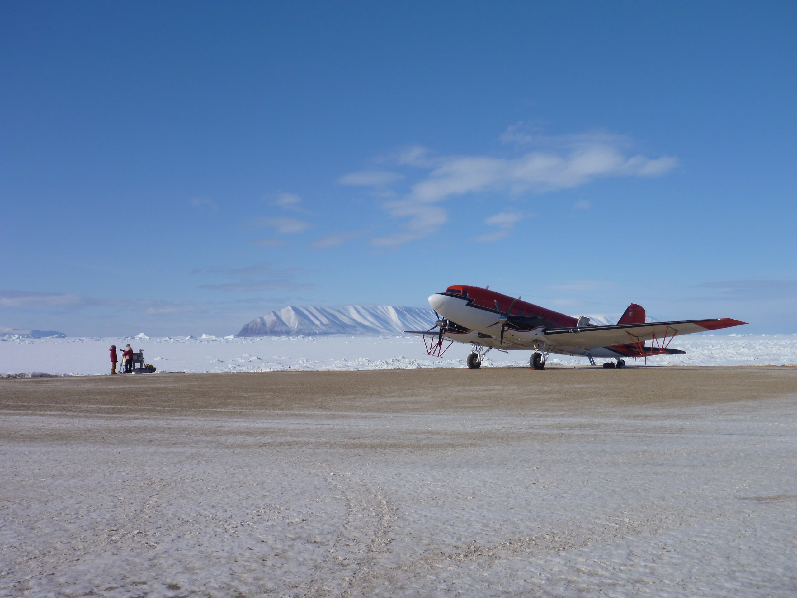 DC-3 aircraft 