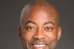 leonard-moore-headshot