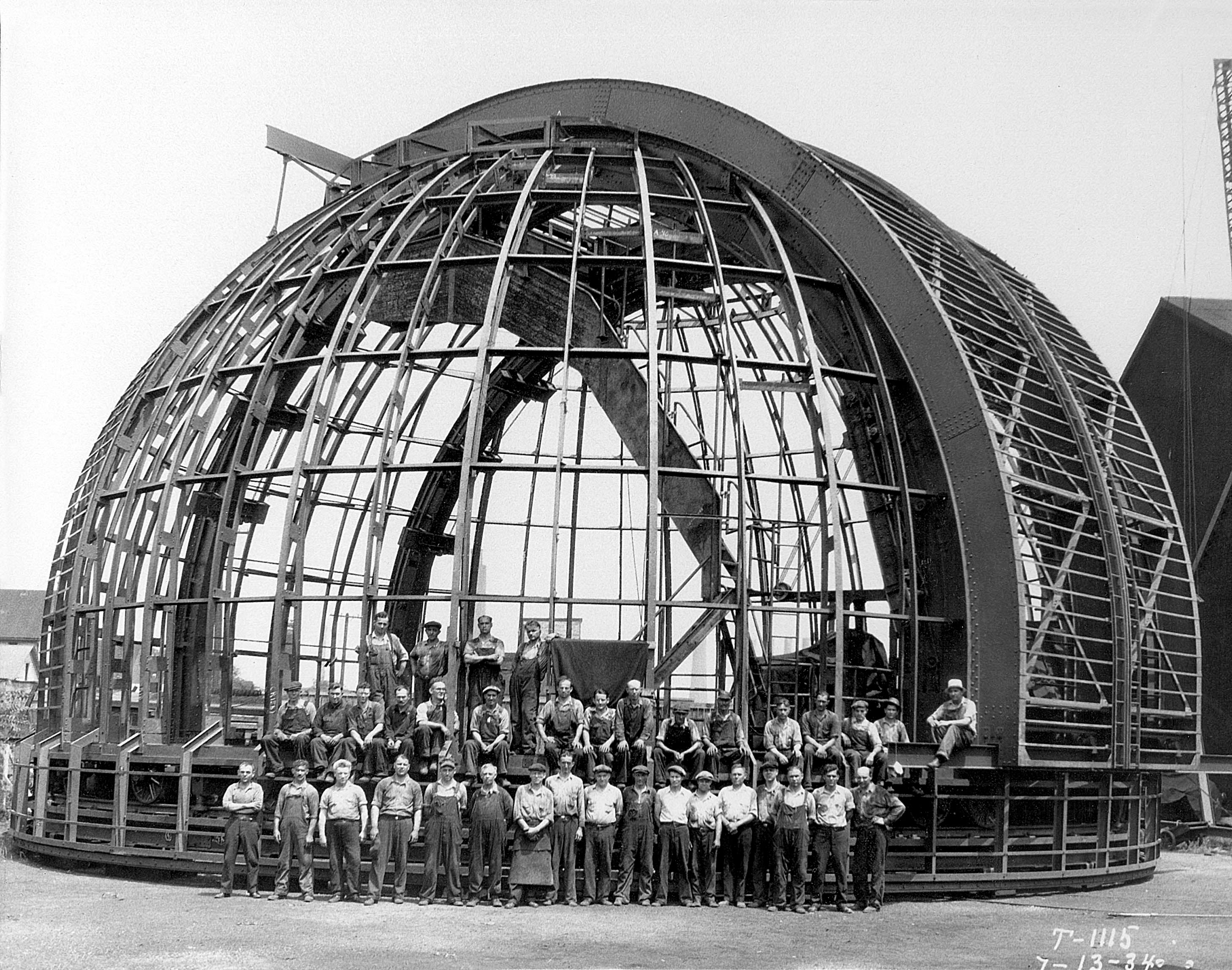 Construction on the telescope in 1933. Construction on the telescope in 1933.
