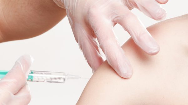 vaccination-2722937_1920