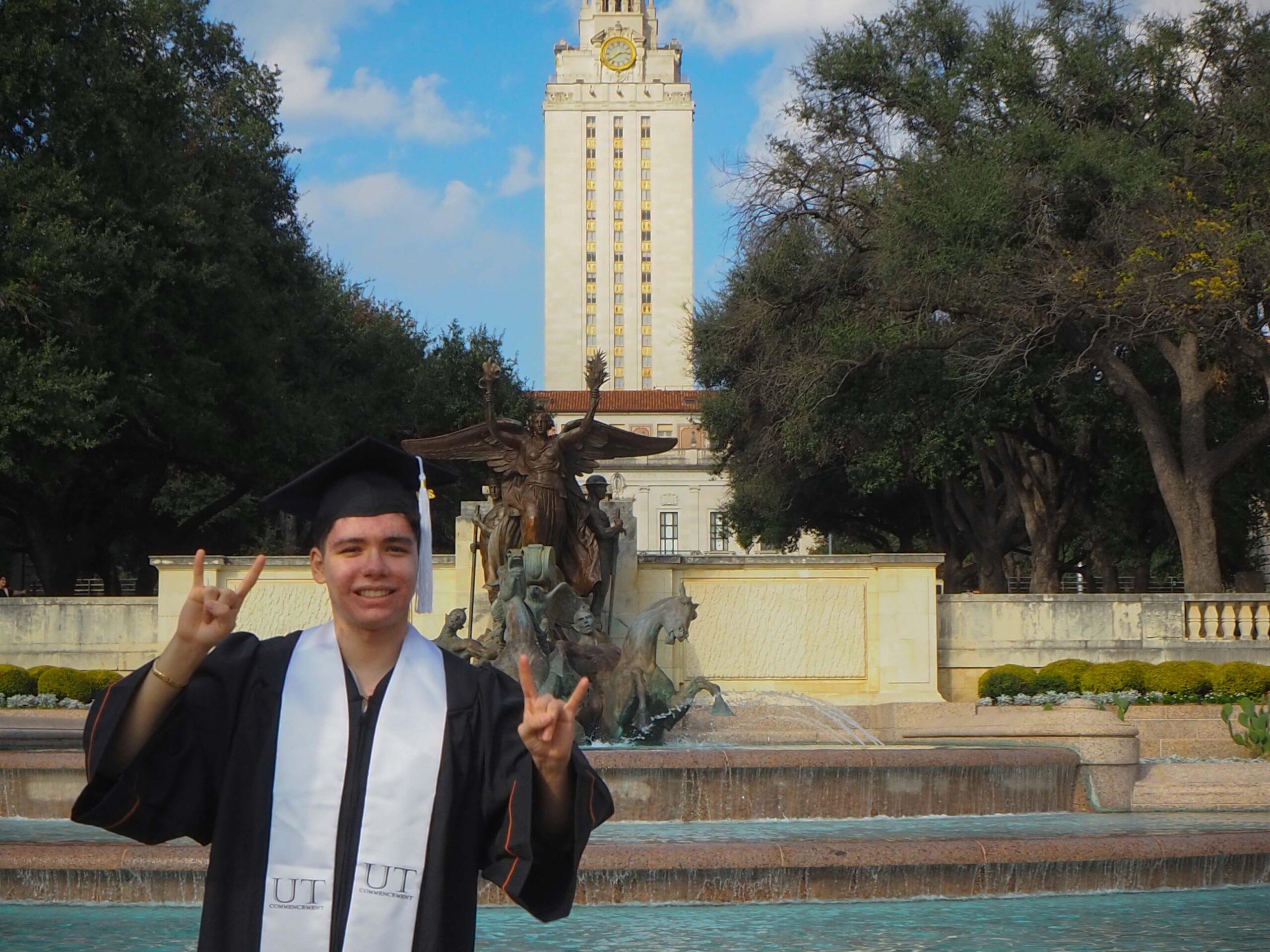 UT for Me – Powered by Dell Scholars Celebrates First Graduate - UT News