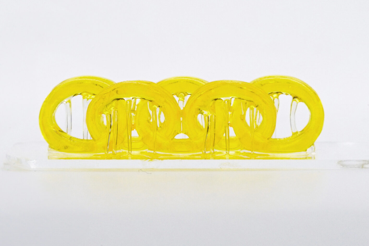 次世代医療機器・伸縮性電子機器向け3Dプリンティング技術の進展（3D Printing Breakthrough Paves Way for Next-Gen Medical Devices and Stretchable Electronics）