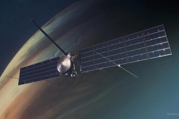 An illustration of NASA’s Europa Clipper spacecraft.